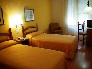 Miramar Hotel 3*